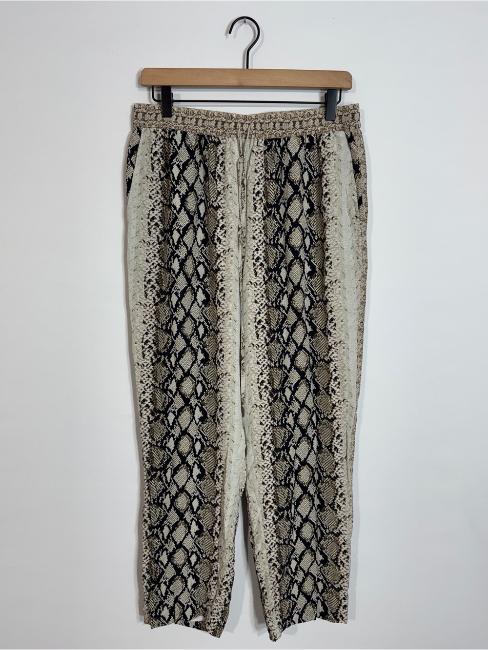 WP45 {Joie} Tan Black Snakeskin Print Pull On Loose Relaxed Straight Leg Pants